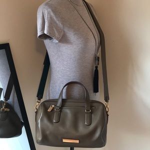 Marc Jacob crossbody/ detachable strap